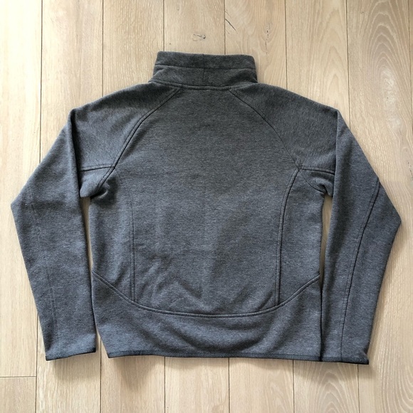 Mountain Hardwear Collar Zip Hiking Top Size XS - Picture 9 of 12